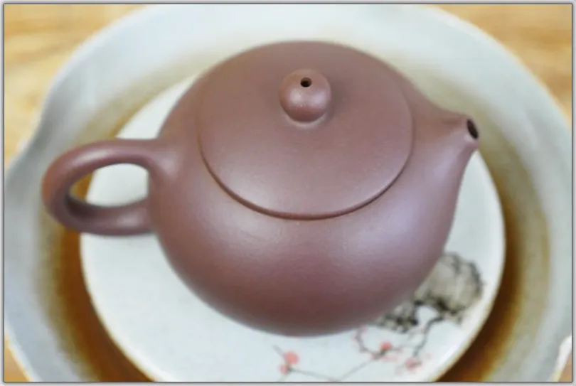 XiShiZishaYixingClayPot2.png