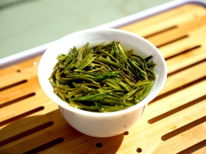 yello-tea-loose-leaves.JPG